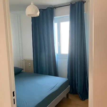 Bel Appart. Bien Entretenue Et Bien Situe. Dijon